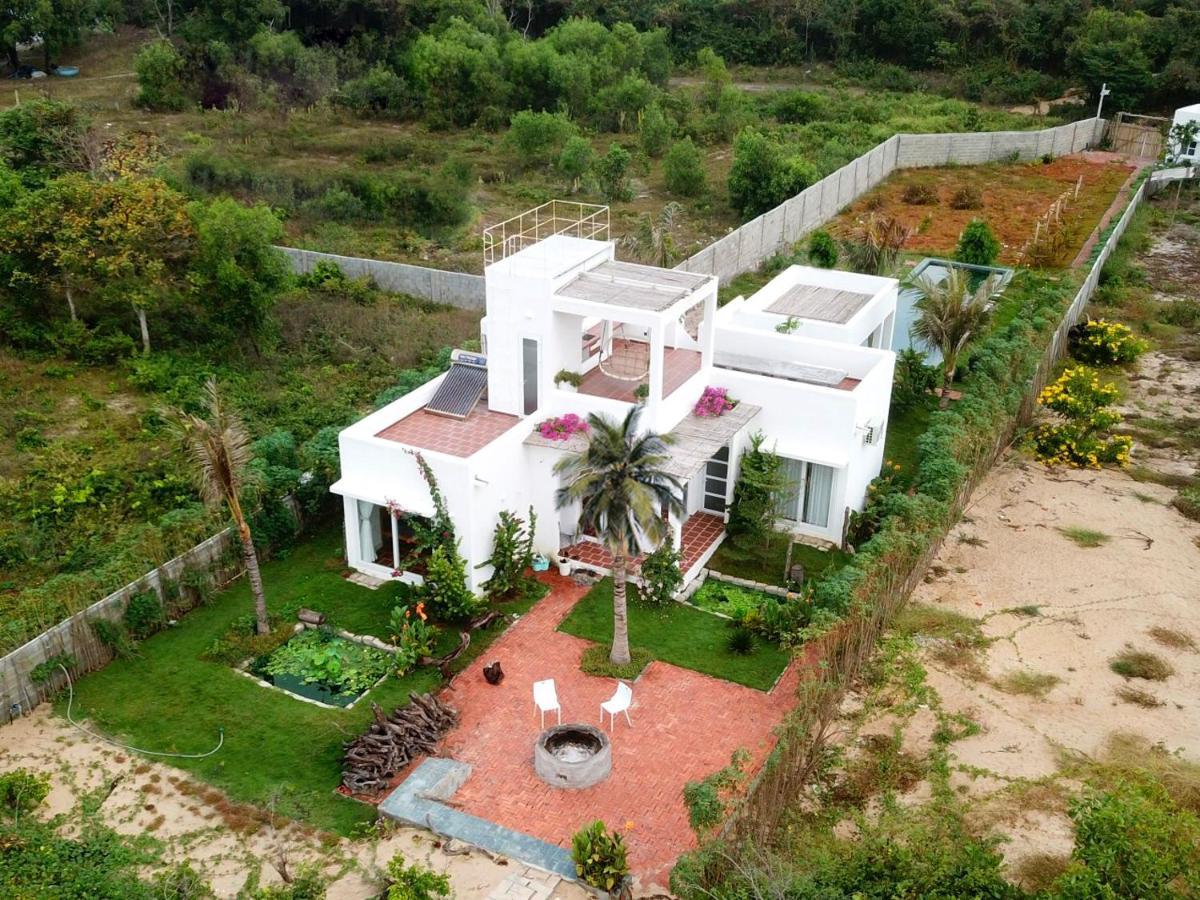 Hồ Lân Retreat, Villa mặt biển dành cho 8 người. Pho Tri Exterior foto