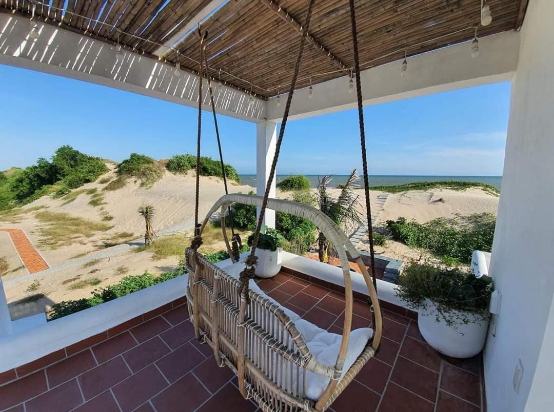 Hồ Lân Retreat, Villa mặt biển dành cho 8 người. Pho Tri Exterior foto
