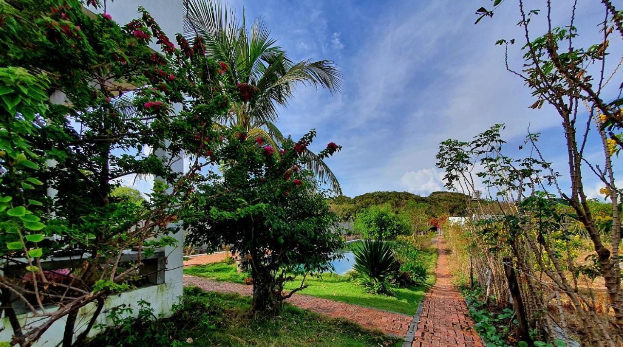 Hồ Lân Retreat, Villa mặt biển dành cho 8 người. Pho Tri Exterior foto