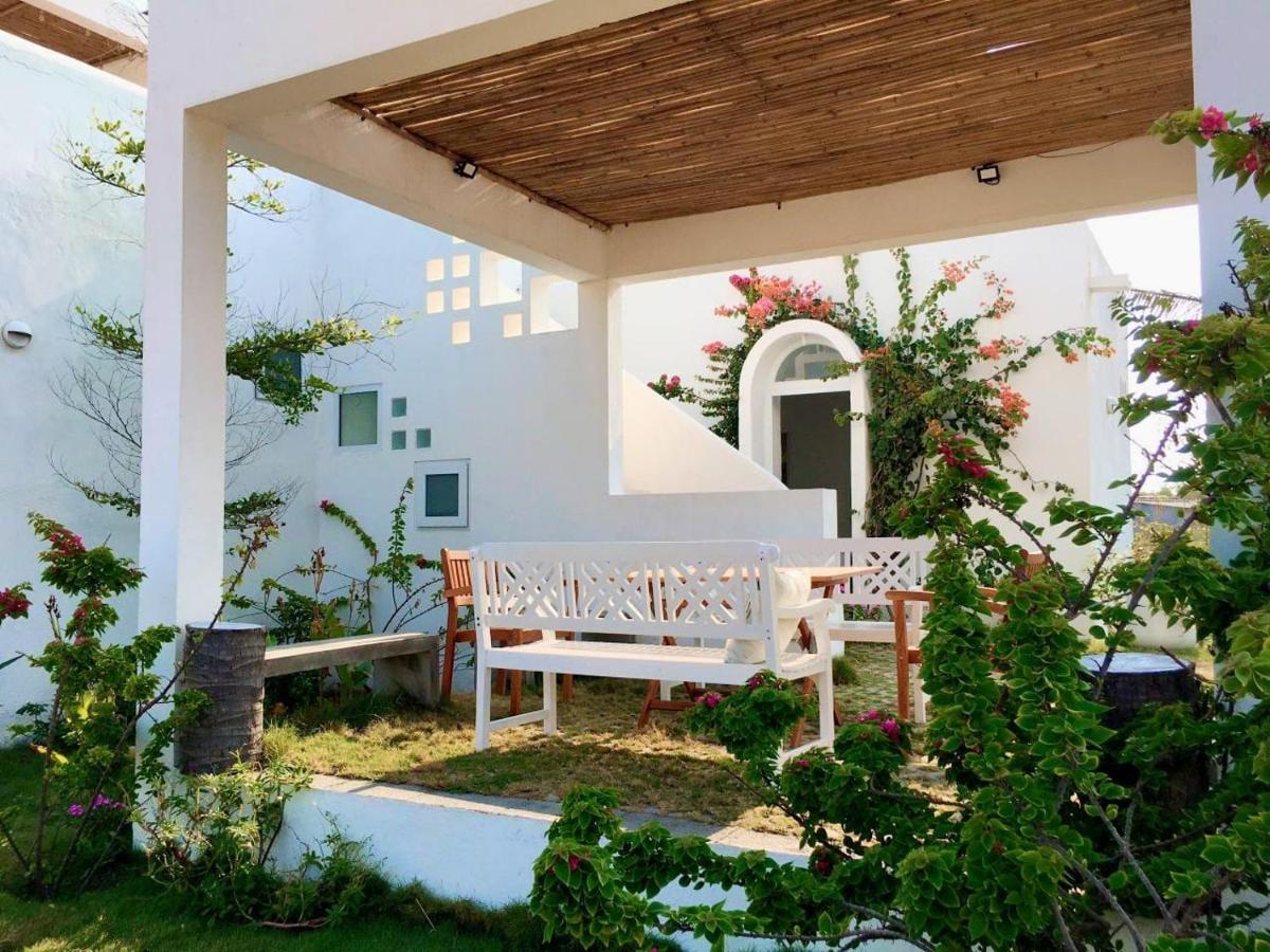 Hồ Lân Retreat, Villa mặt biển dành cho 8 người. Pho Tri Exterior foto